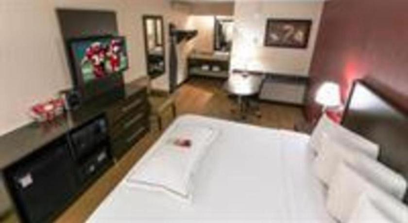 Red Roof Inn Plus+ University At Buffalo - Amherst Εξωτερικό φωτογραφία