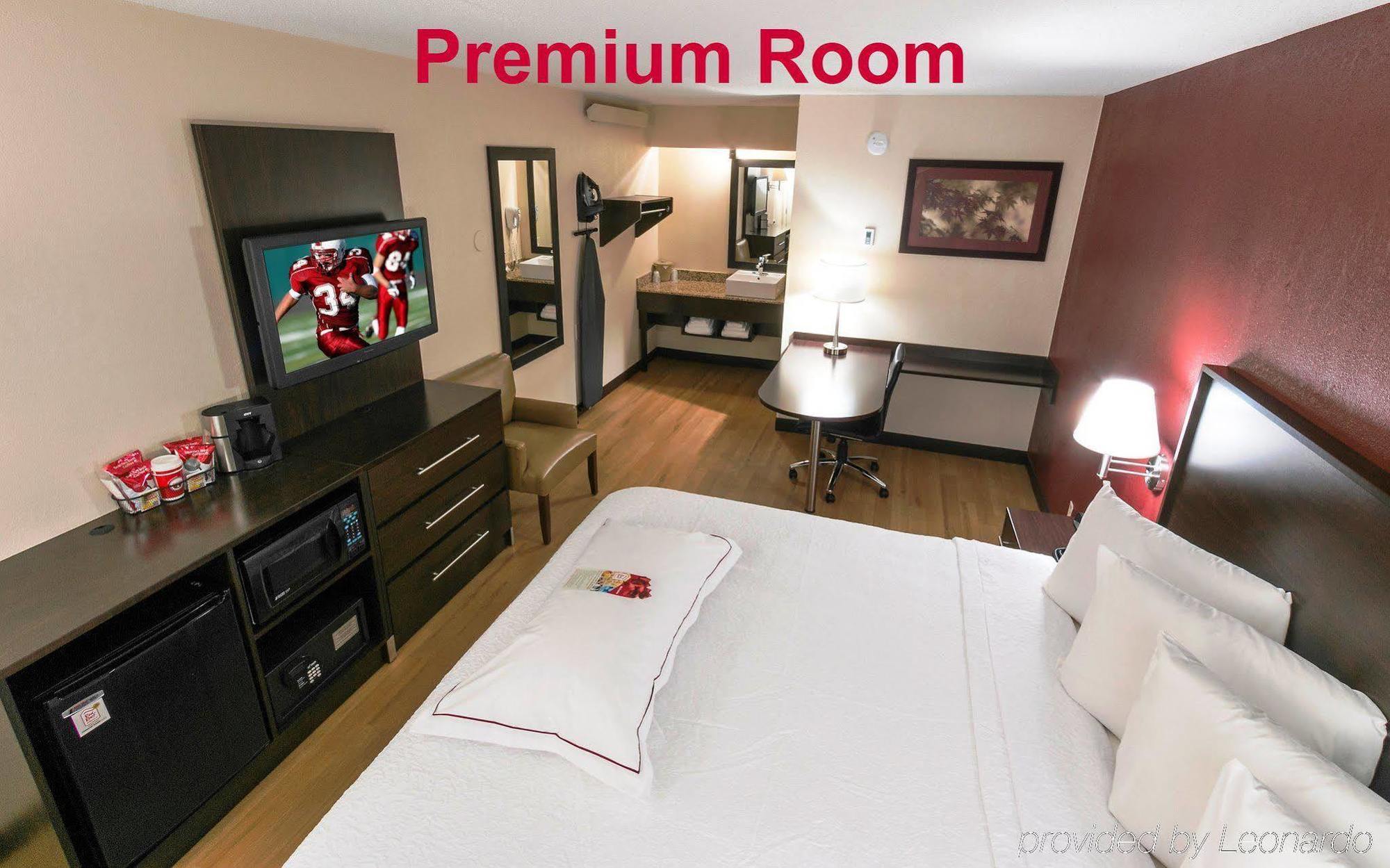 Red Roof Inn Plus+ University At Buffalo - Amherst Εξωτερικό φωτογραφία